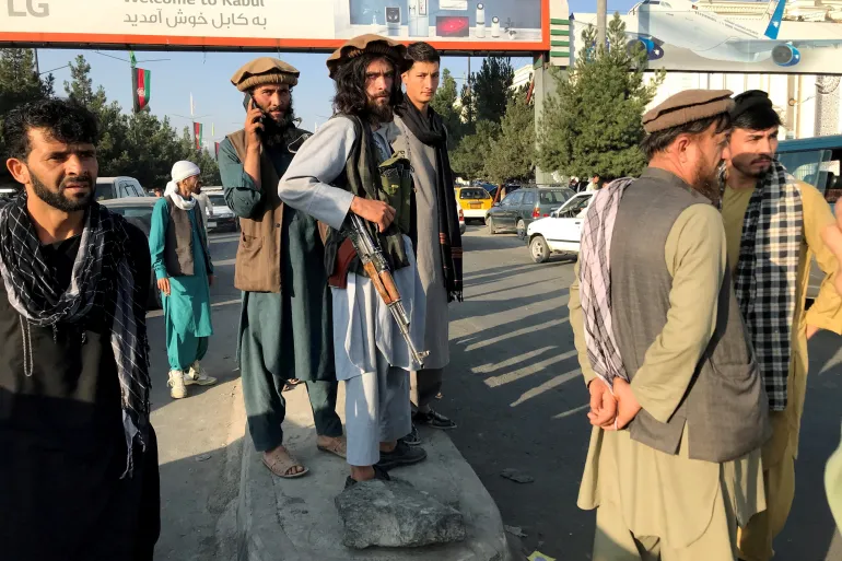 Anwaar-ul-Haq Kakar, Pakistan's Prime Minister, blamed the expulsion of hundreds of thousands of Afghan migrants on Afghanistan's incompetence.