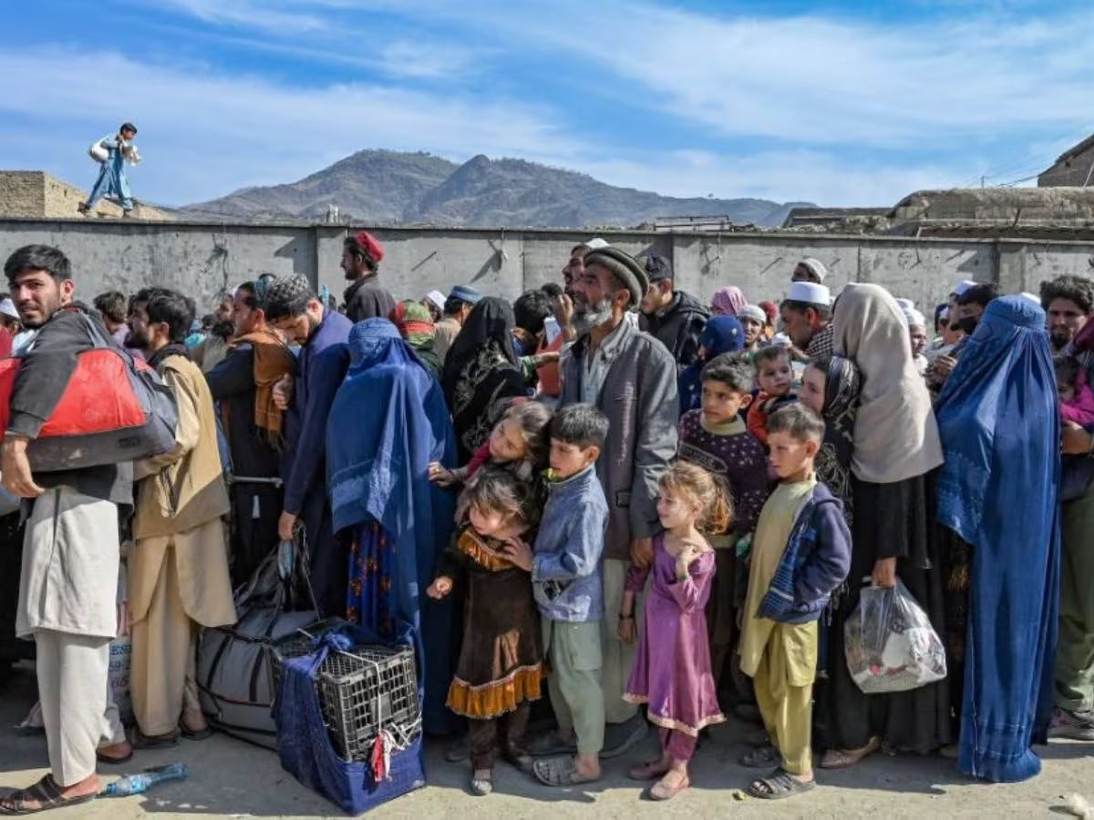 According to Majid Shuja, Iranian officials have apprehended and deported 21,407 Afghan migrants who entered the country illegally.