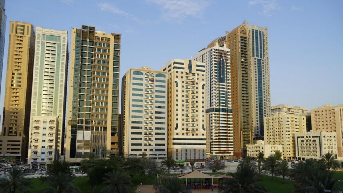 The SEC has decided to tighten housing laws for single people living in the emirate's residential areas.