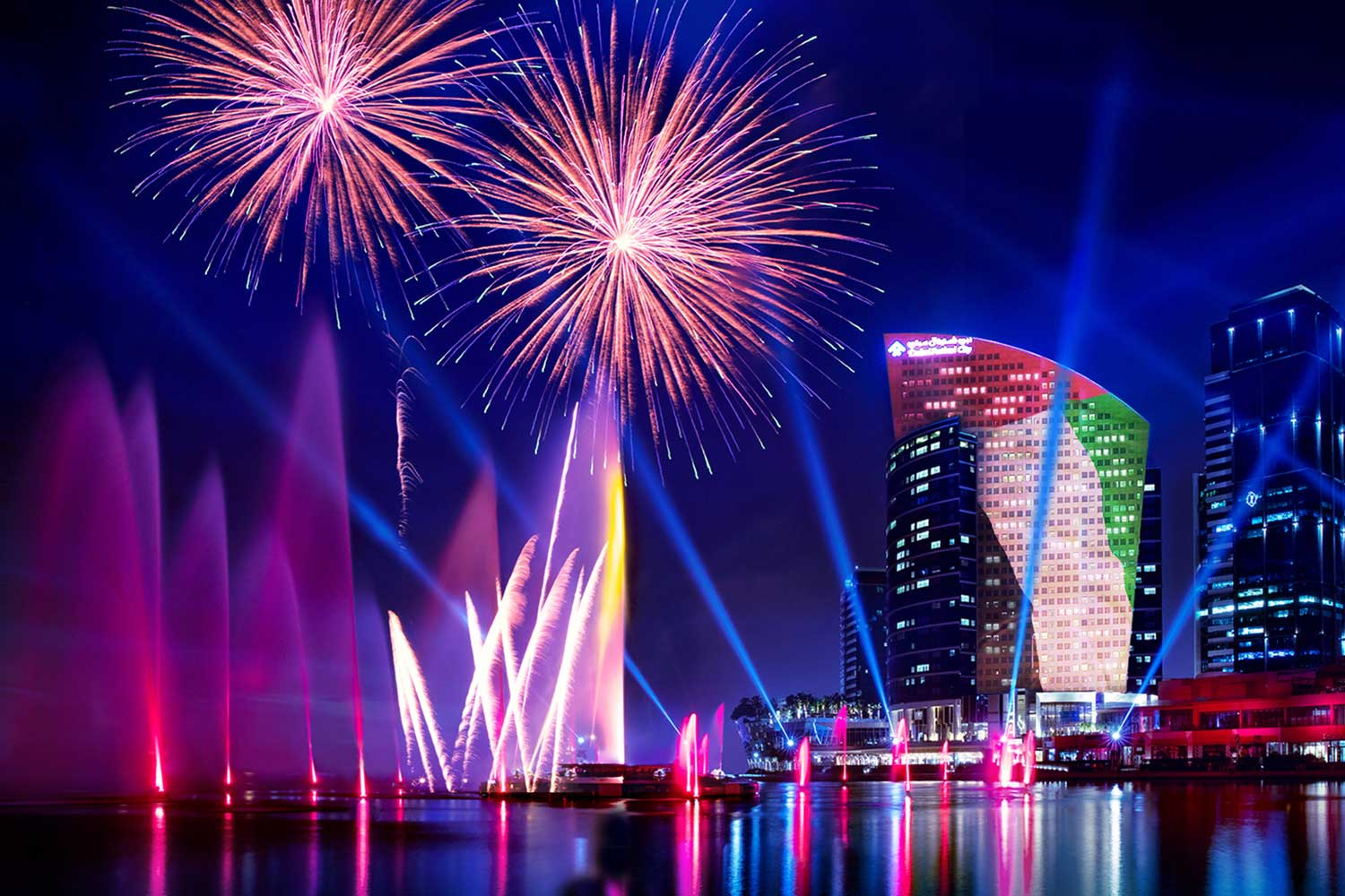 The 52nd UAE National Day ushers in a weekend jam-packed with events and shows, providing the ideal opportunity for families and friends to get together.