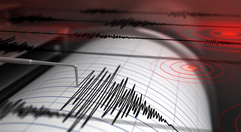 According to the EMSC, an earthquake measuring 7.5 on the Richter scale struck Mindanao, Philippines.