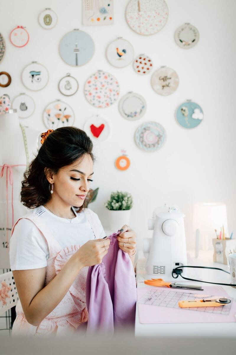 Farida Talaat, a Dubai-based artist, conducted a one-of-a-kind initiative in honour of the UAE National Day, partnering with the sewing community on a particular project.