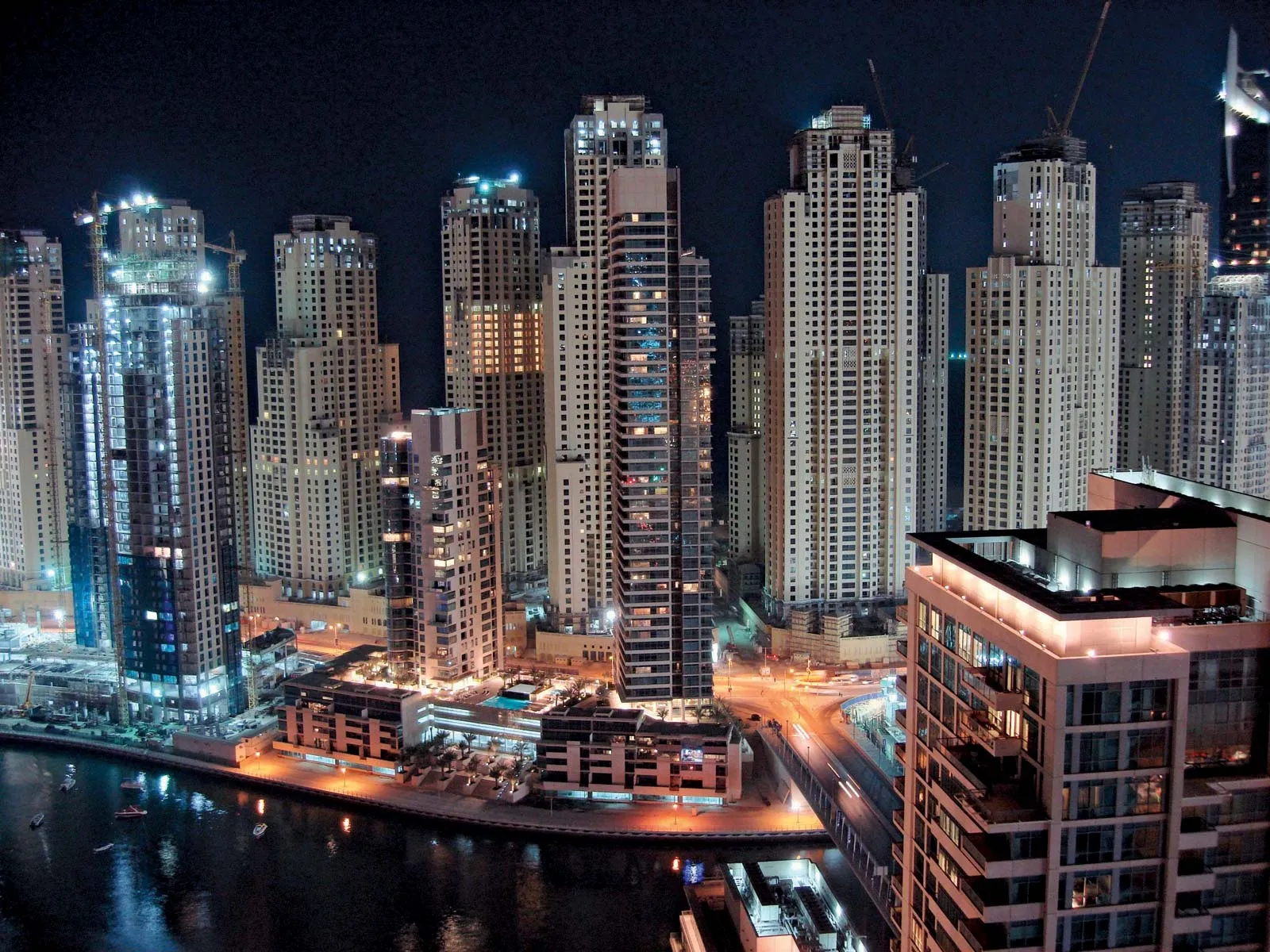 Dubai has drawn the world's millionaires and billionaires in record digits this year.