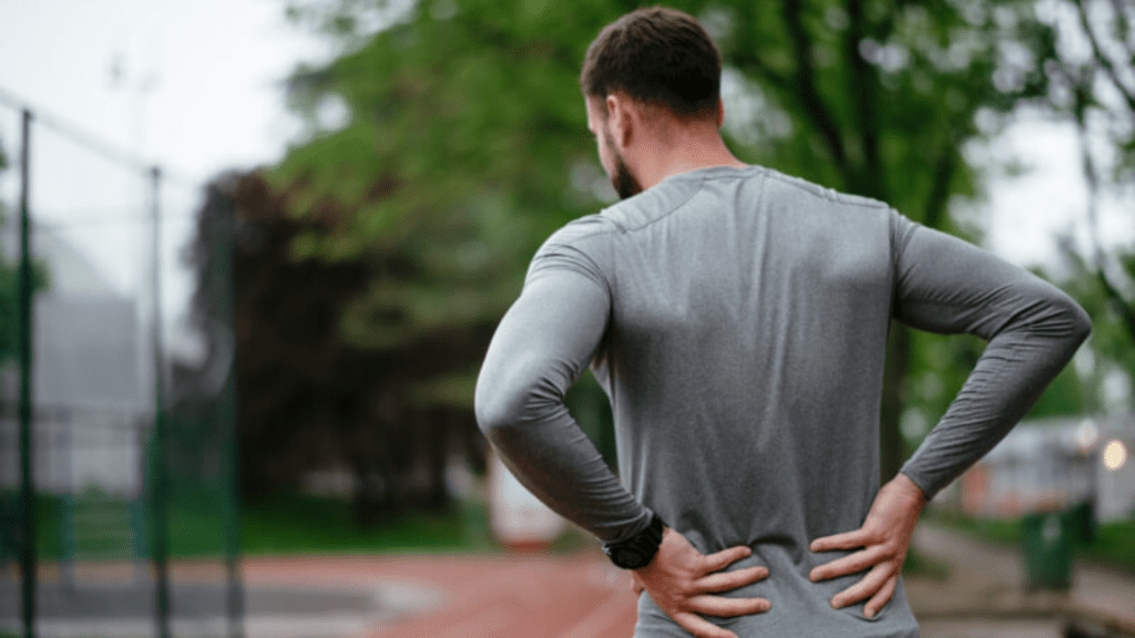 UAE Warns Against Back Pocket Habits Leading to Chronic Spine Problems"