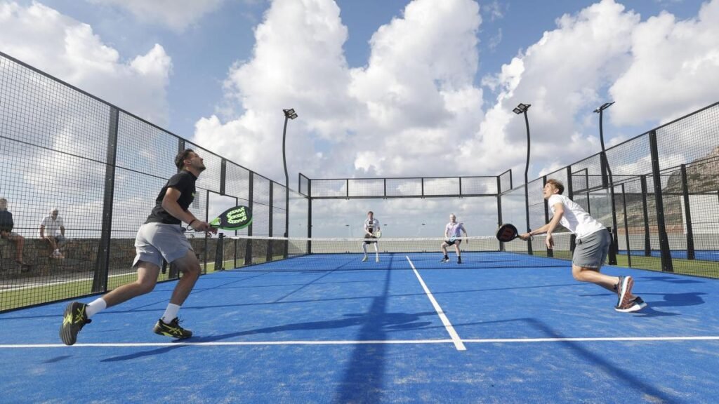 Padel tennis