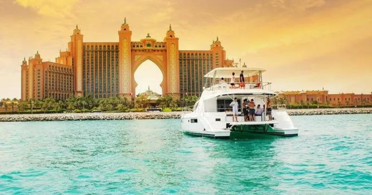 Yacht