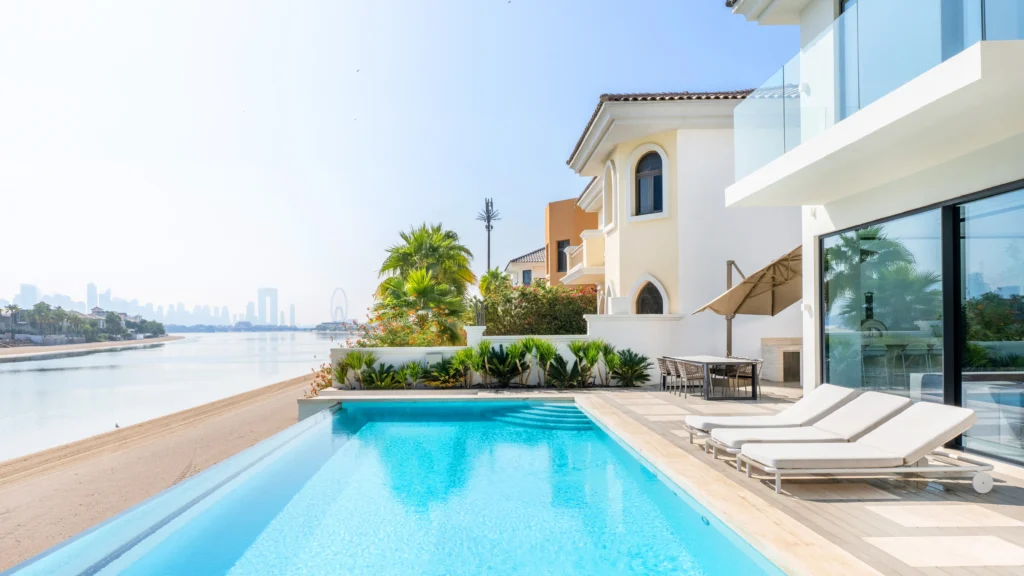  Holiday Villas