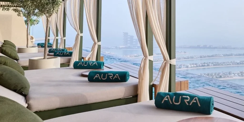 AURA Skypool