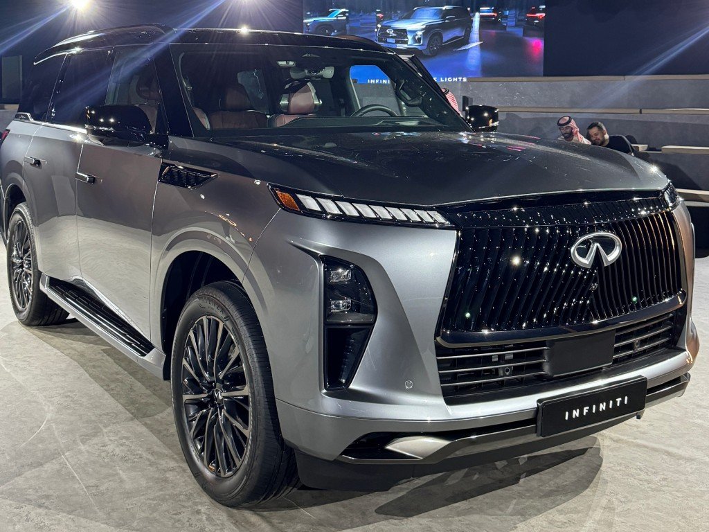 INFINITI QX80