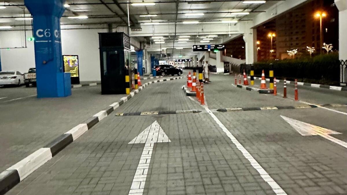 Barrierless Parking