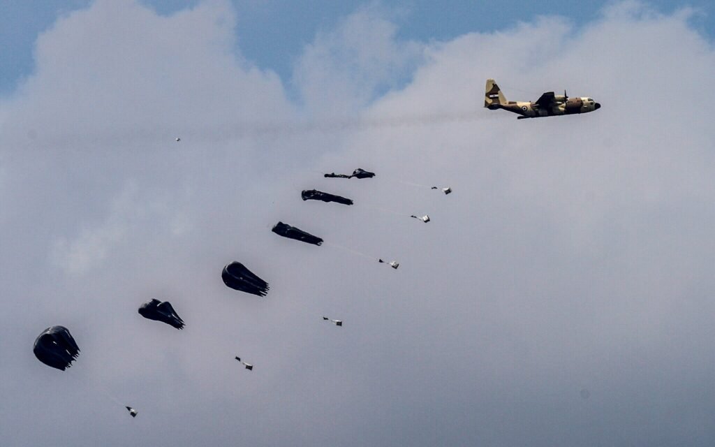 UAE and Jordan Gaza Aid Airdrops