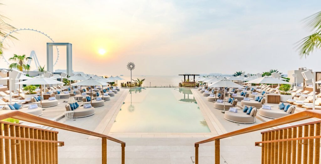 Beach Bars in Dubai
