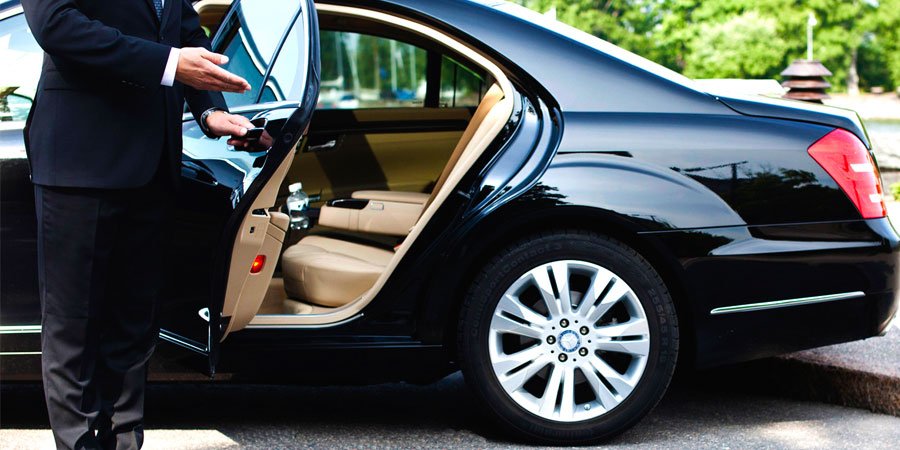 Dubai Chauffeur Hire