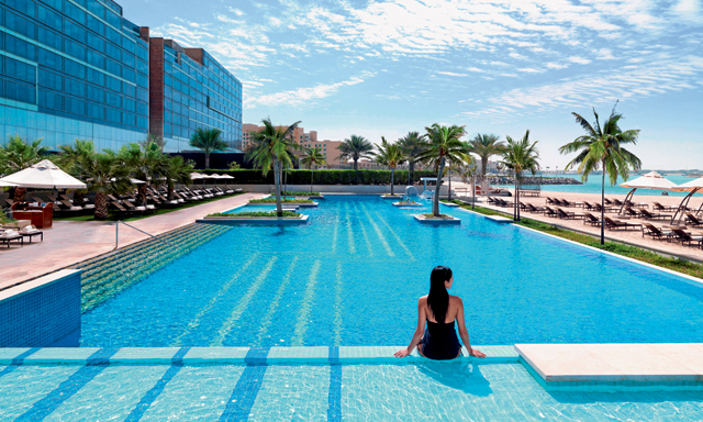 Swimming in Abu Dhabi