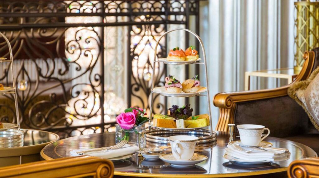 Crystal Lounge Abu Dhabi