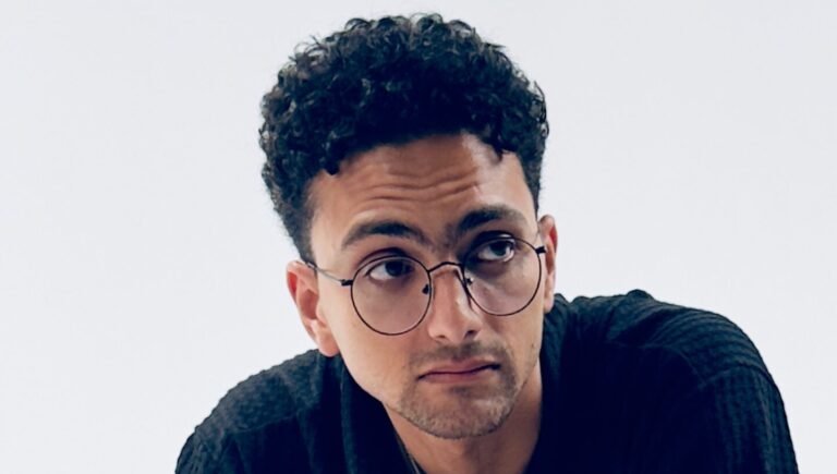 The Rise of Islam: From Humble Beginnings to a World-Shaping Civilization