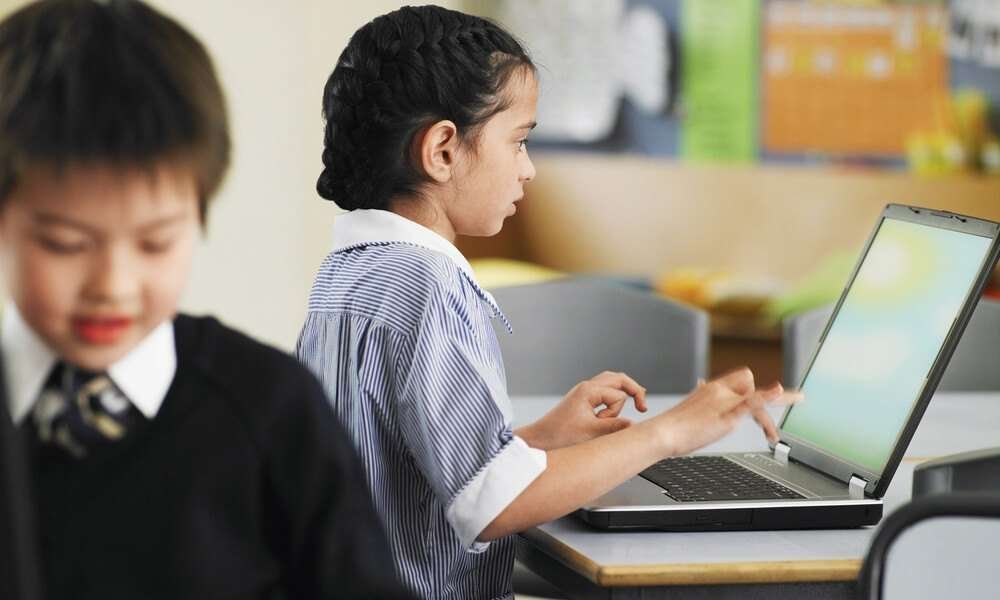 UAE schools bullying digital report form