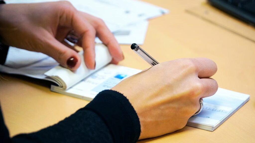 Same-Day Cheque Clearance for NRIs in UAE