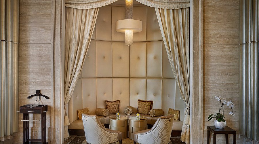 Crystal Lounge Abu Dhabi