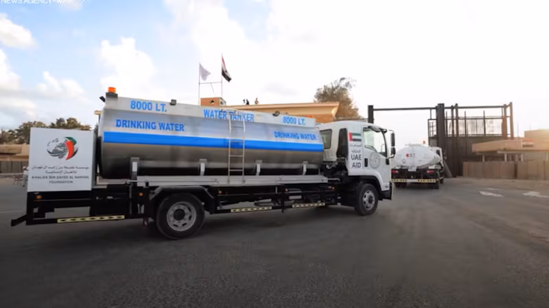 UAE Delivers 22 Water Tankers