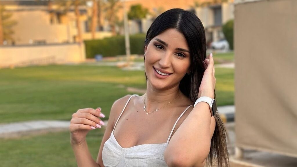 Nicole K Sawaya