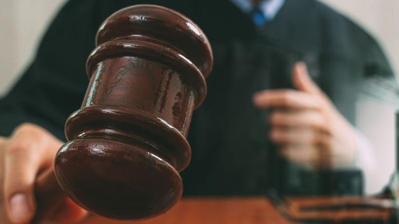 Abu Dhabi court employee compensation