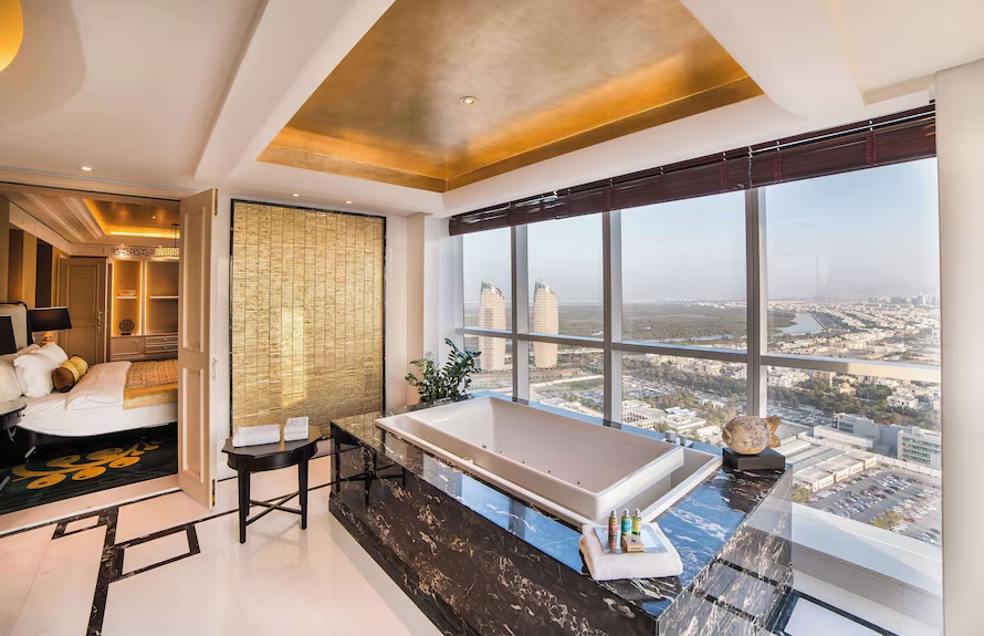 Dusit Thani Abu Dhabi