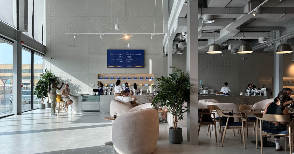 work remotely Julith Café in Dubai