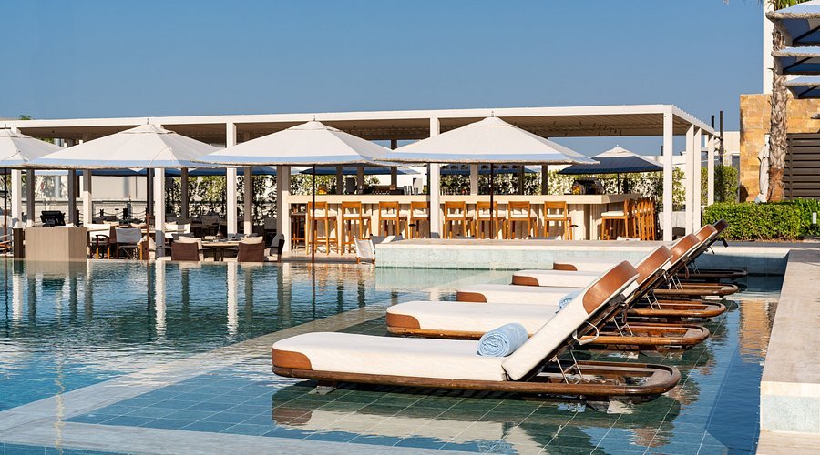 Ilios Abu Dhabi beach club