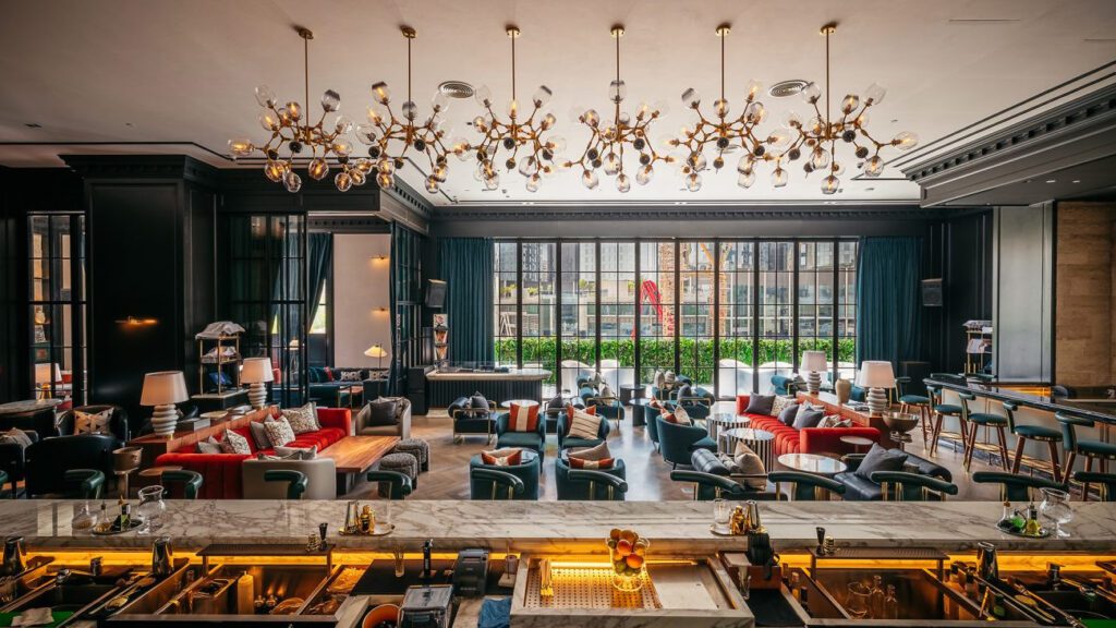 Chic Nonna business lunch