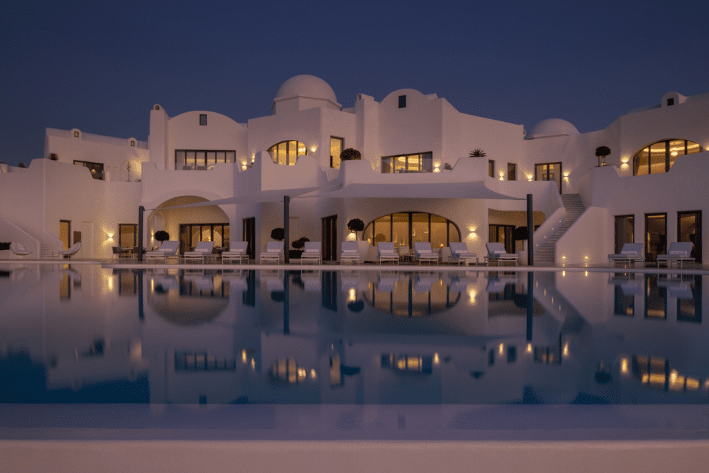Anantara Santorini Abu Dhabi