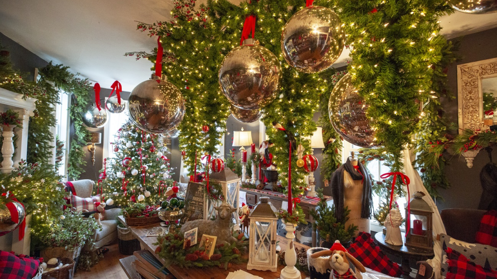 Christmas Home Decor Stores Dubai