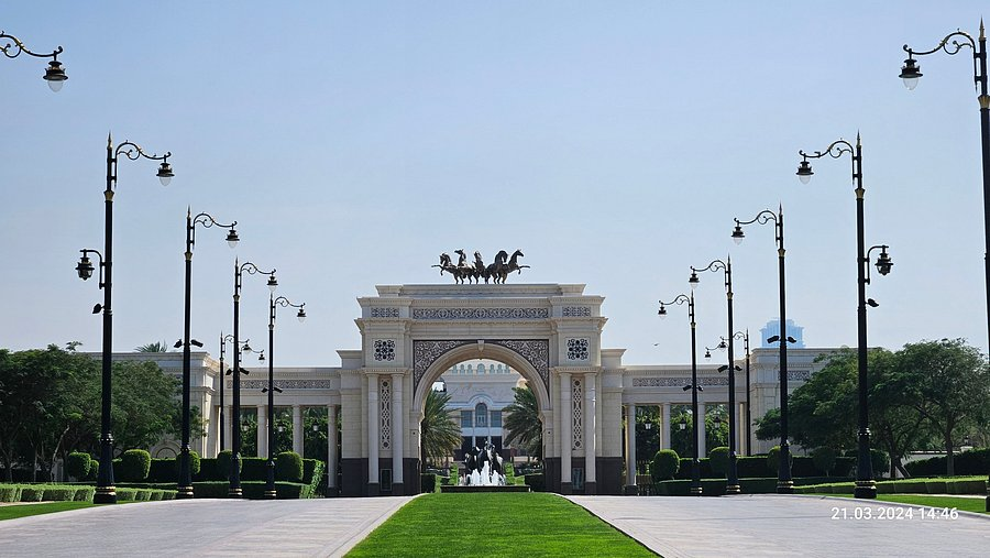 Zabeel Palace outer walking area