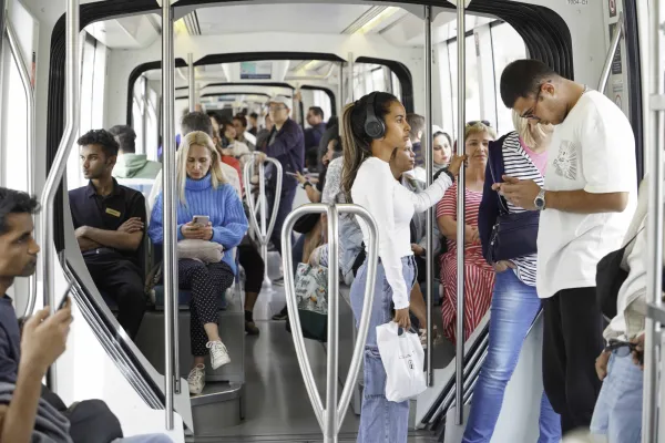 UAE travel etiquette