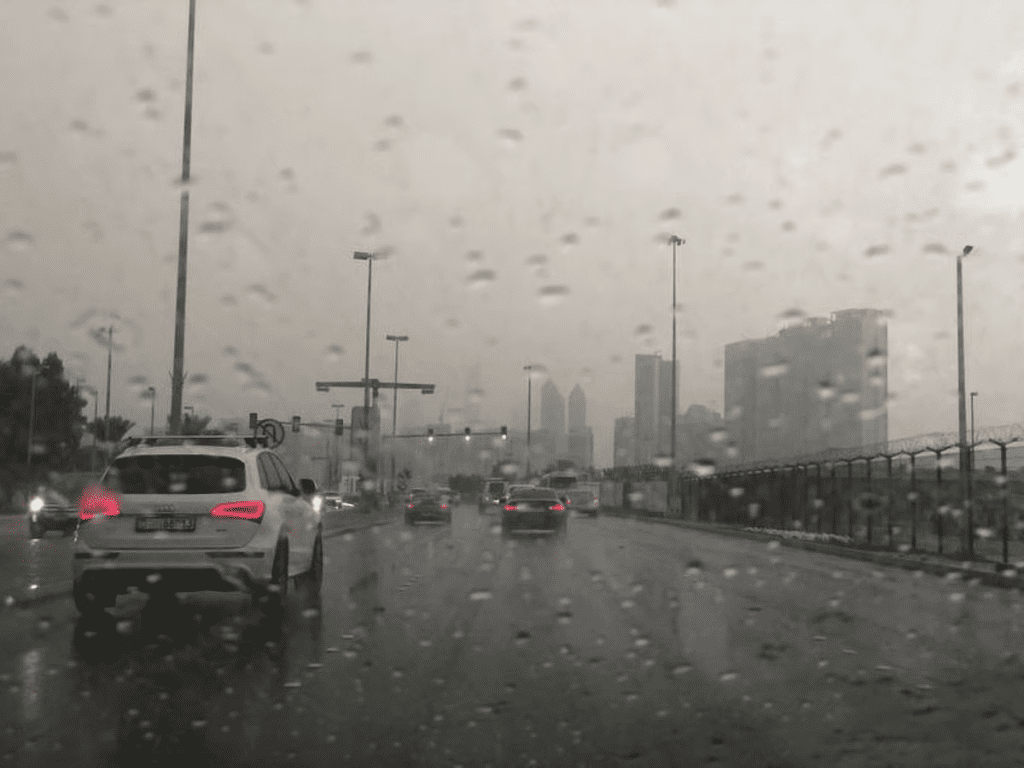 UAE humid weather forecast