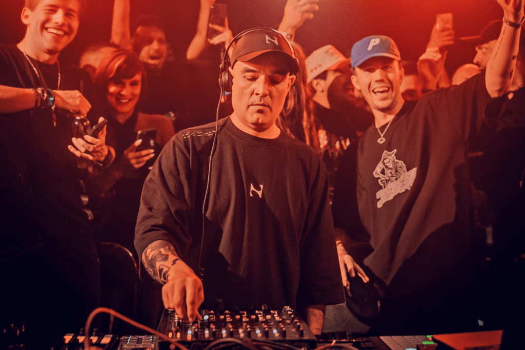 Watch Marco Carola live