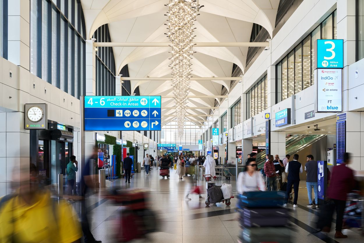 DXB 95.2 million guests 2025