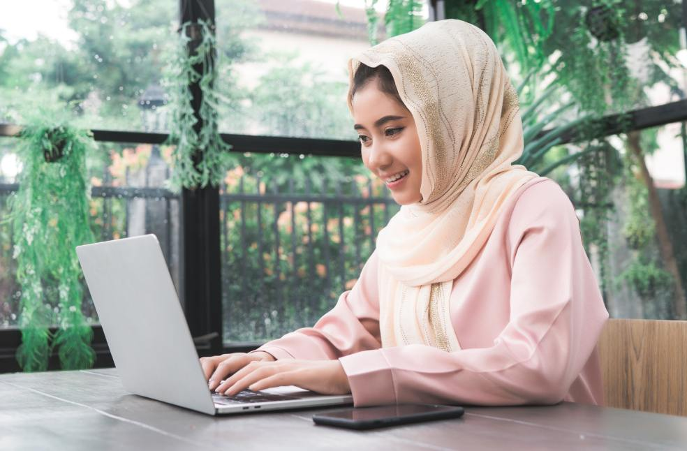 Ajman remote work Ramadan