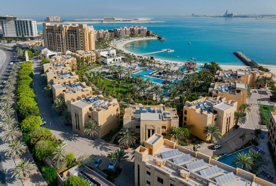 Living in Al Marjan Island