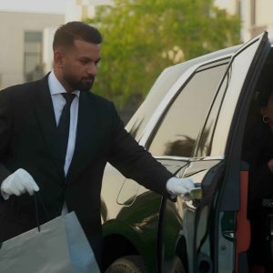 UAE chauffeur app UAE chauffeur app
